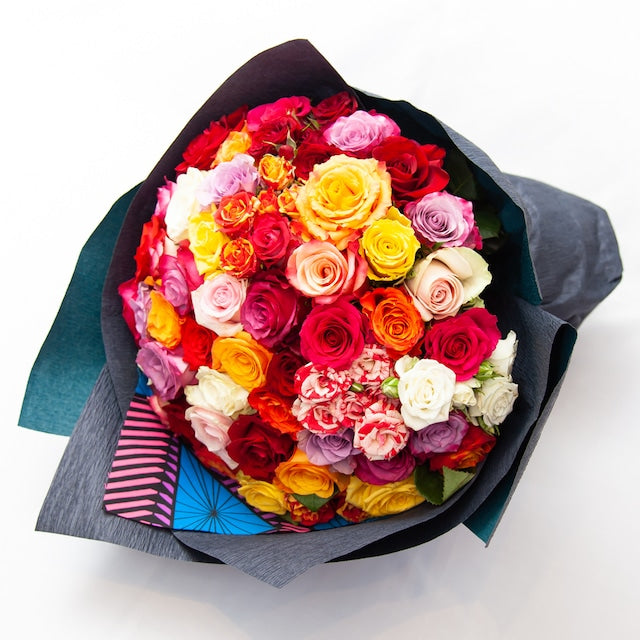 25本黒バラブーケ　ピンク金粉付き❣️プレゼント お祝い 枯れない花 特別な人へ 25本黒バラブーケ ピンク金粉付き❣️プレゼント お祝い 枯れ