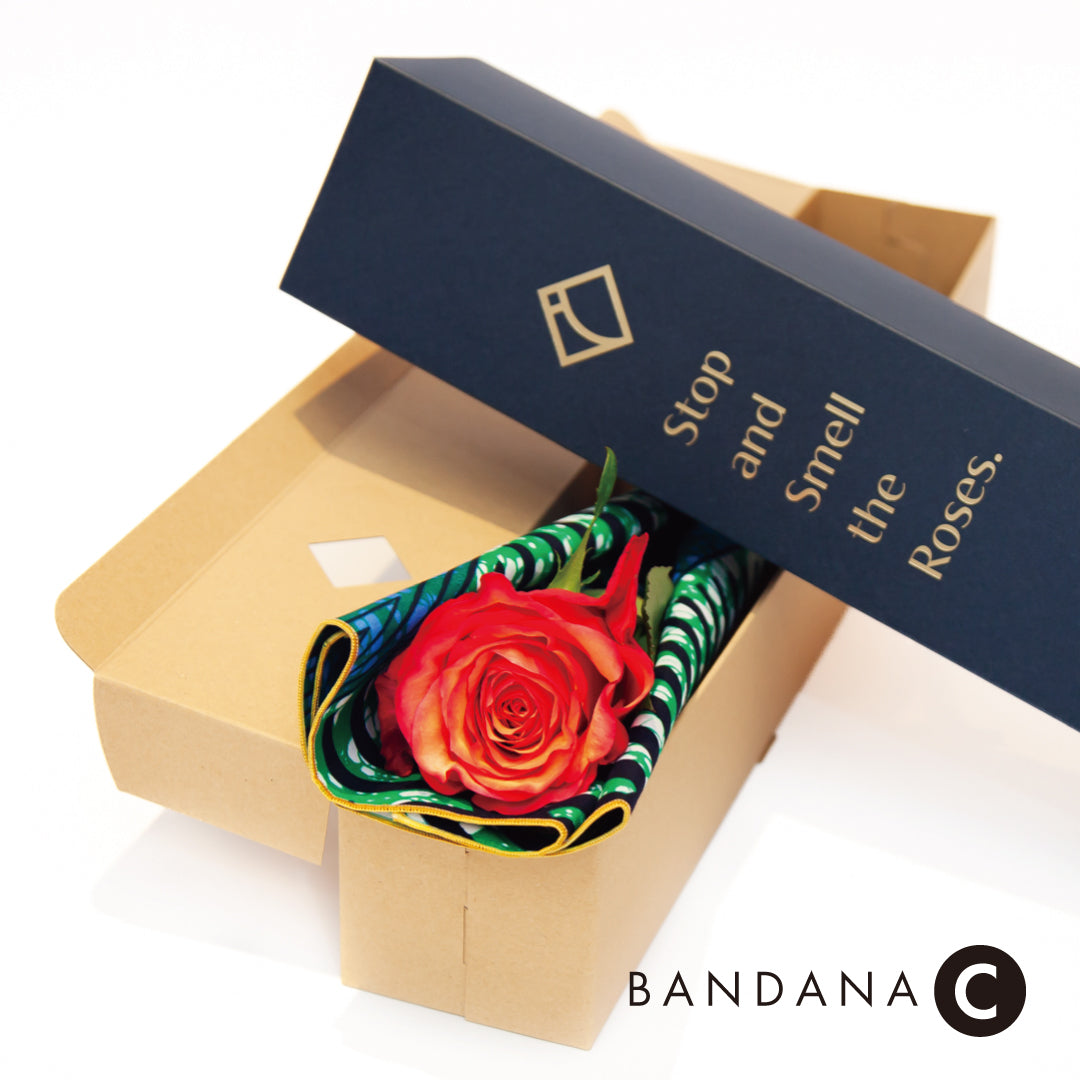 ONE ROSE BOX（バンダナラッピング X'mas 2025）